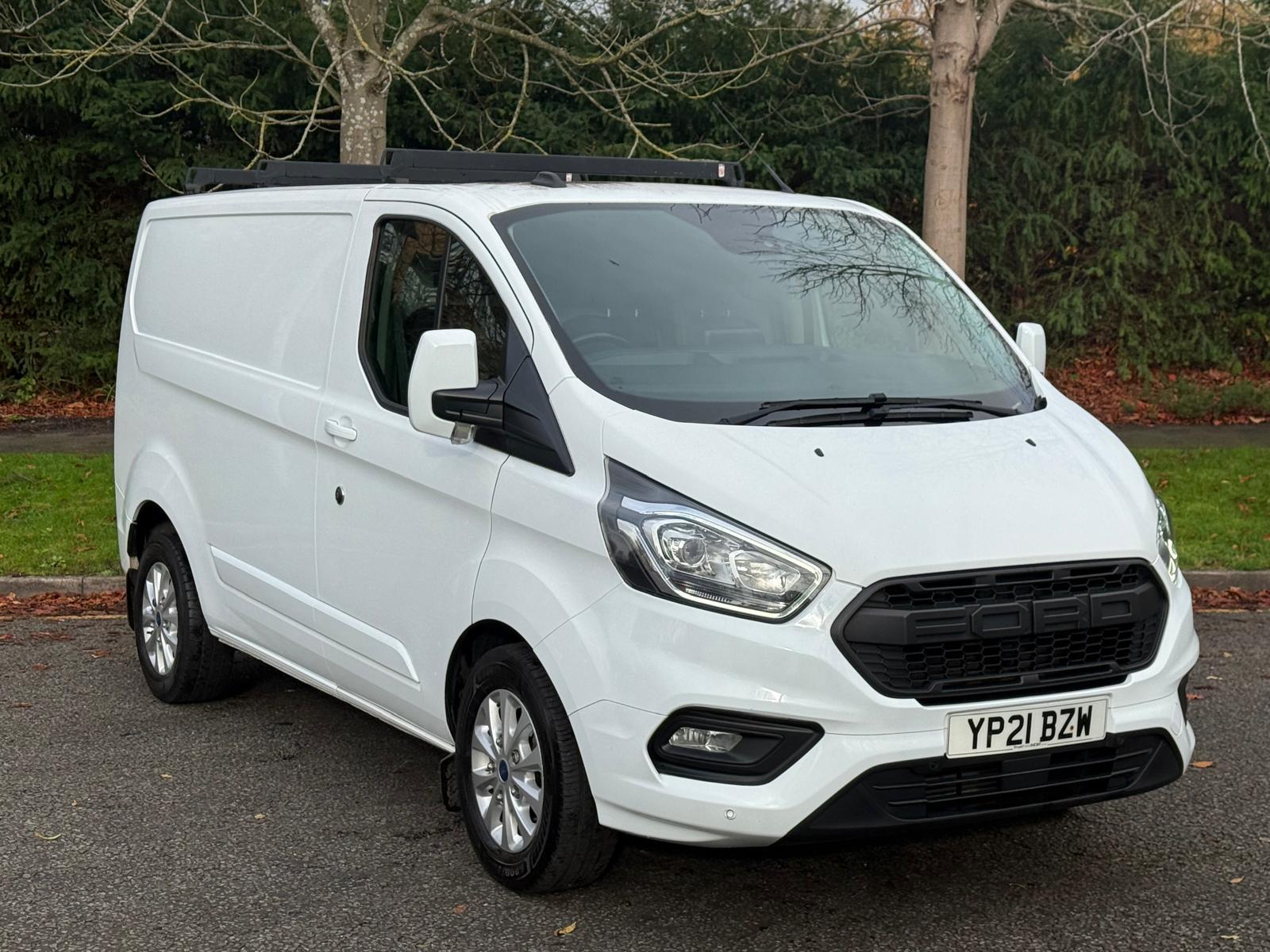 Ford Transit Custom 2.0 300 EcoBlue Limited Panel Van 5dr Diesel Auto L1 H1 Euro 6 (s/s) (130 ps)