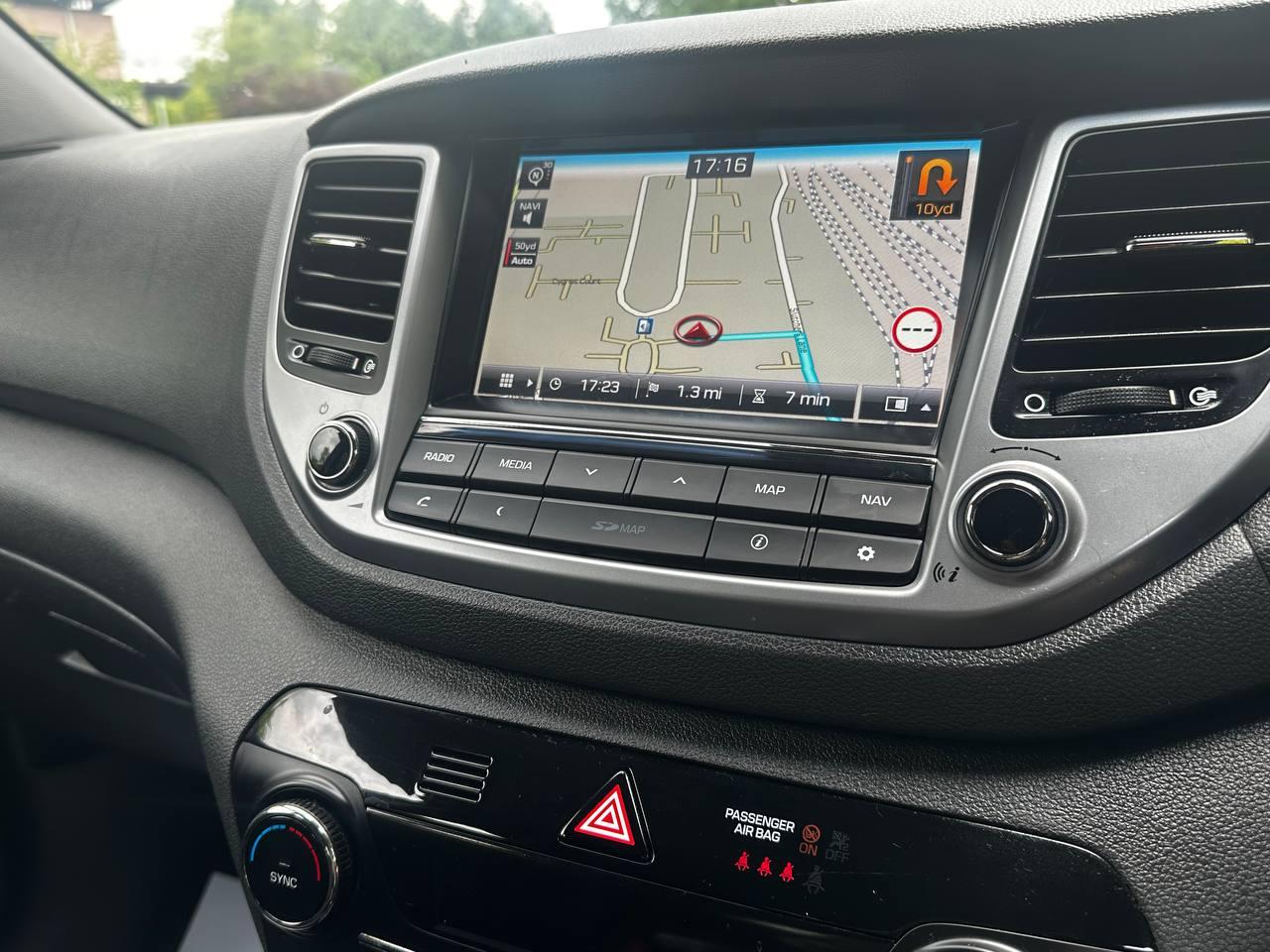 Hyundai TUCSON 1.7 CRDi Blue Drive SE Nav SUV 5dr Diesel Manual Euro 6 (s/s) (116 ps)
