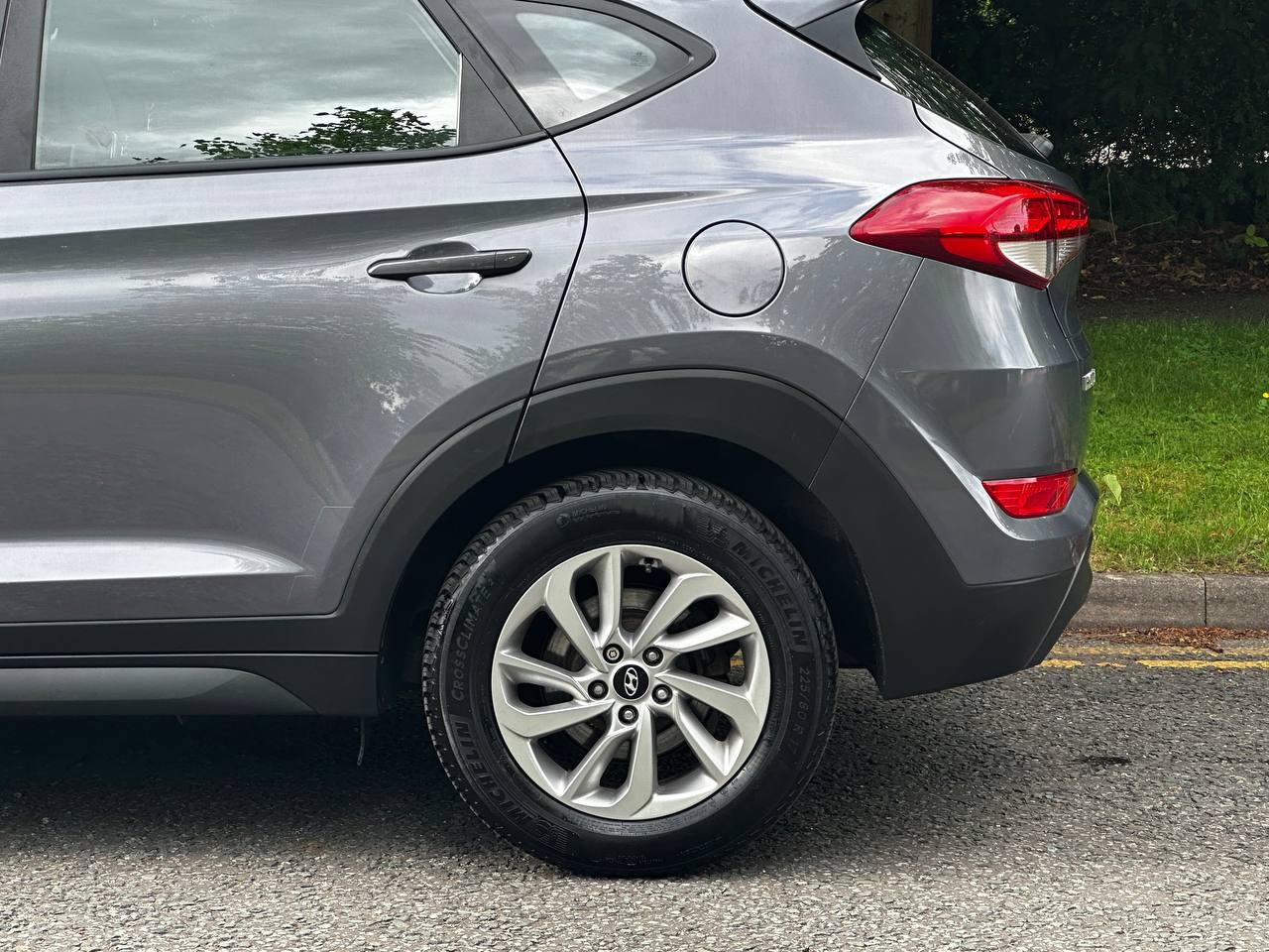 Hyundai TUCSON 1.7 CRDi Blue Drive SE Nav SUV 5dr Diesel Manual Euro 6 (s/s) (116 ps)