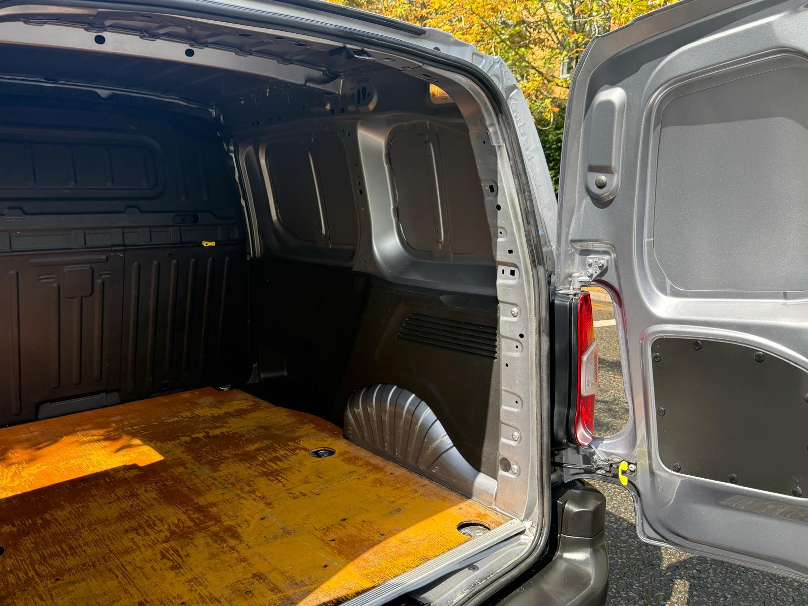 Citroen Berlingo 1.5 BlueHDi 1000 Enterprise M Pro Panel Van 5dr Diesel Manual SWB Euro 6 (s/s) (100 ps)