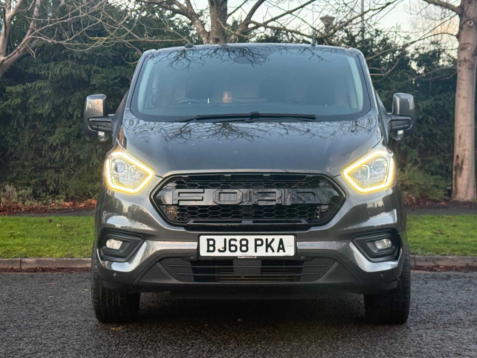 Ford Transit Custom 2.0 300 EcoBlue Limited Panel Van 5dr Diesel Auto L2 H1 Euro 6 (s/s) (170 ps)