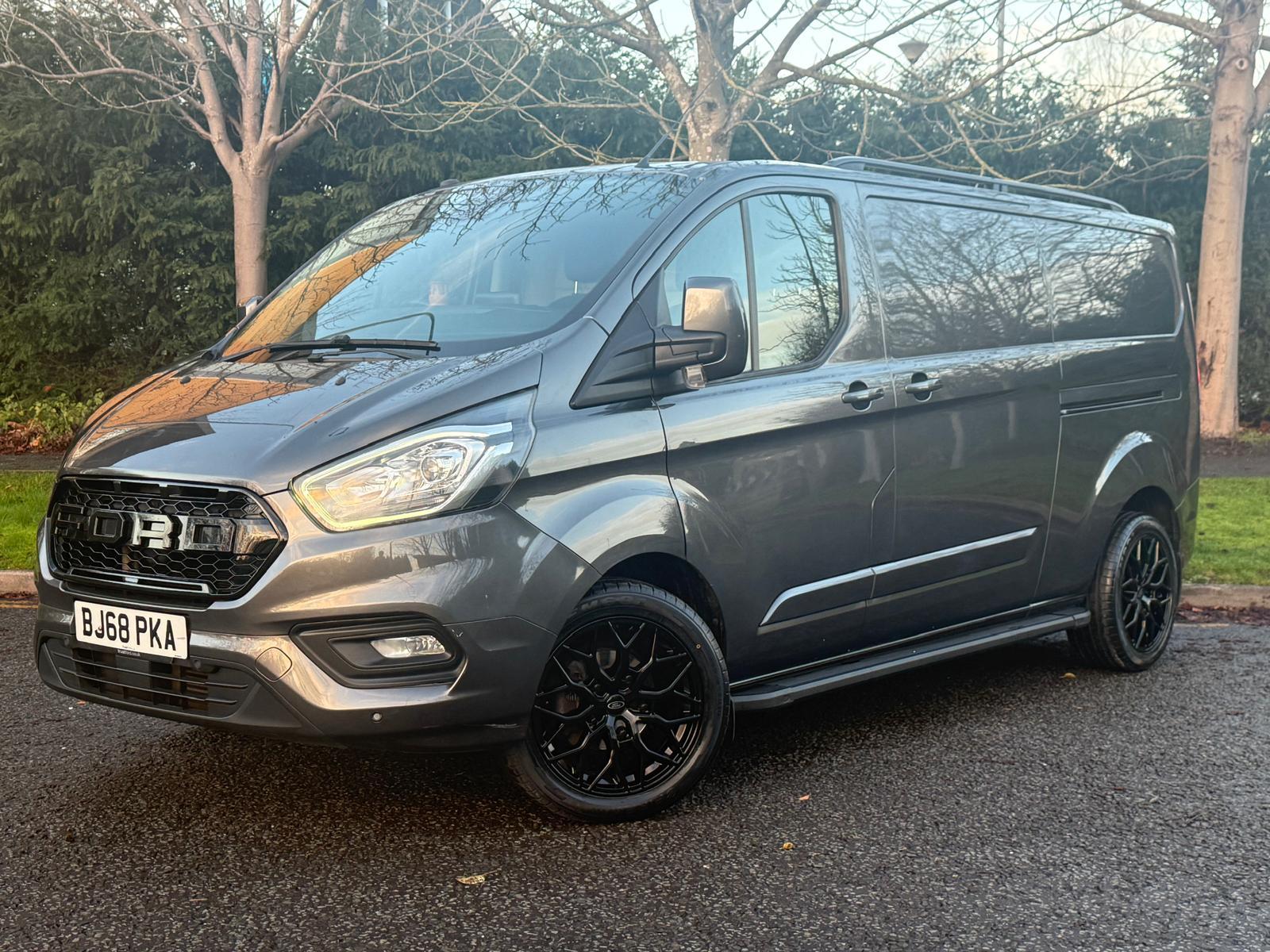 Ford Transit Custom 2.0 300 EcoBlue Limited Panel Van 5dr Diesel Auto L2 H1 Euro 6 (s/s) (170 ps)