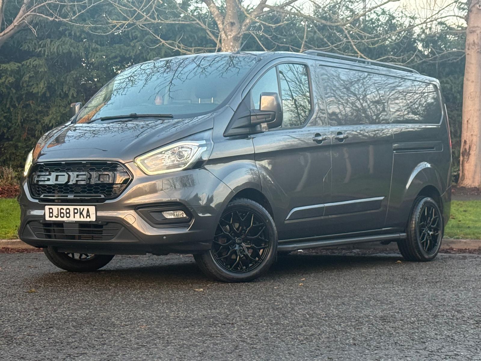 Ford Transit Custom 2.0 300 EcoBlue Limited Panel Van 5dr Diesel Auto L2 H1 Euro 6 (s/s) (170 ps)