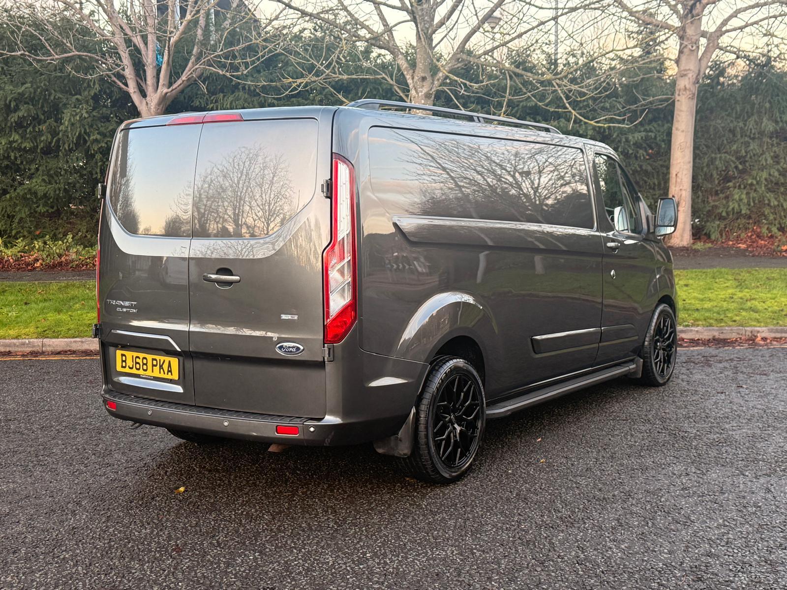 Ford Transit Custom 2.0 300 EcoBlue Limited Panel Van 5dr Diesel Auto L2 H1 Euro 6 (s/s) (170 ps)