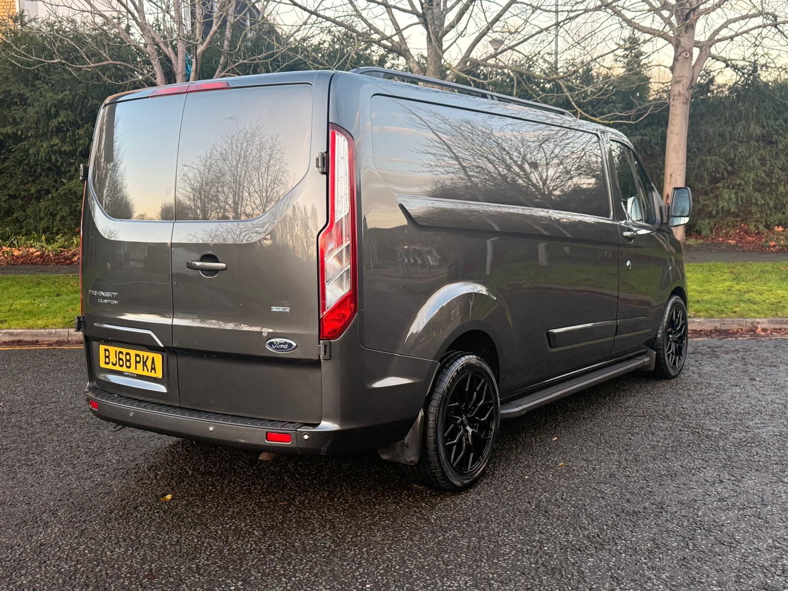 Ford Transit Custom 2.0 300 EcoBlue Limited Panel Van 5dr Diesel Auto L2 H1 Euro 6 (s/s) (170 ps)