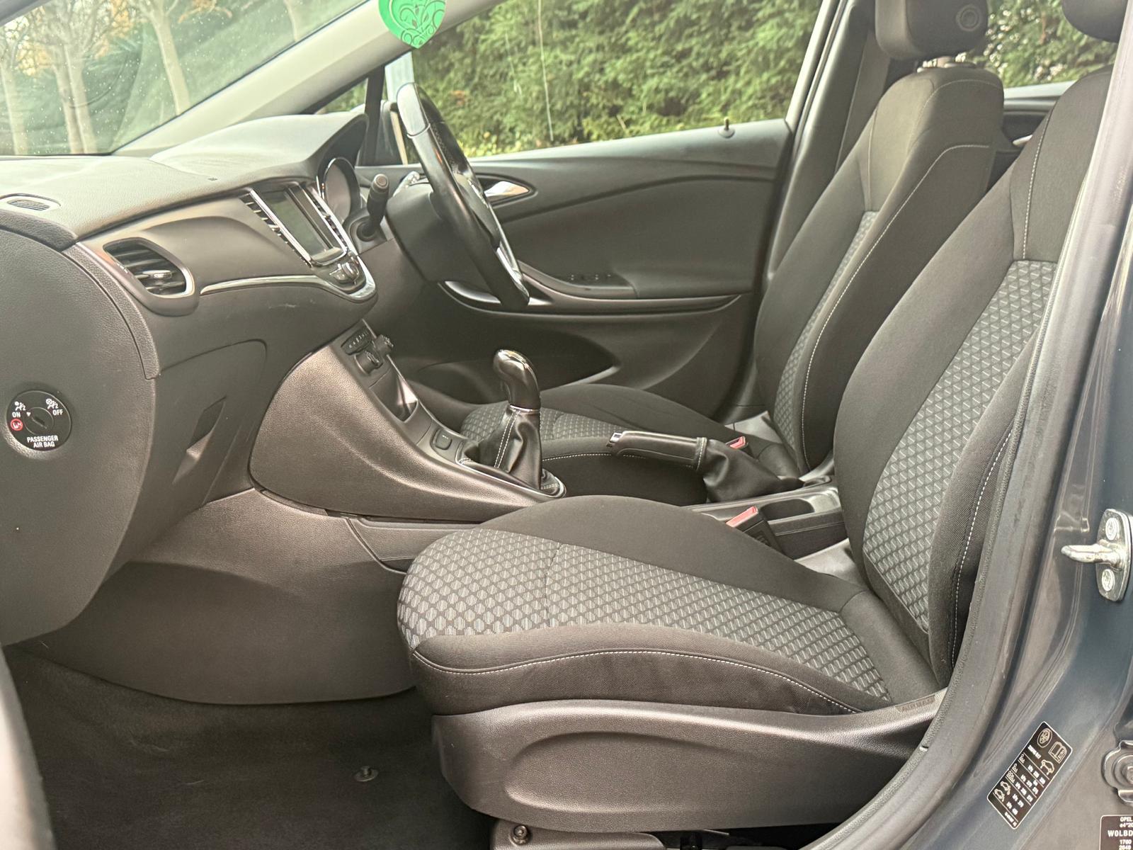 Vauxhall Astra 1.4i Energy Hatchback 5dr Petrol Manual Euro 6 (100 ps)