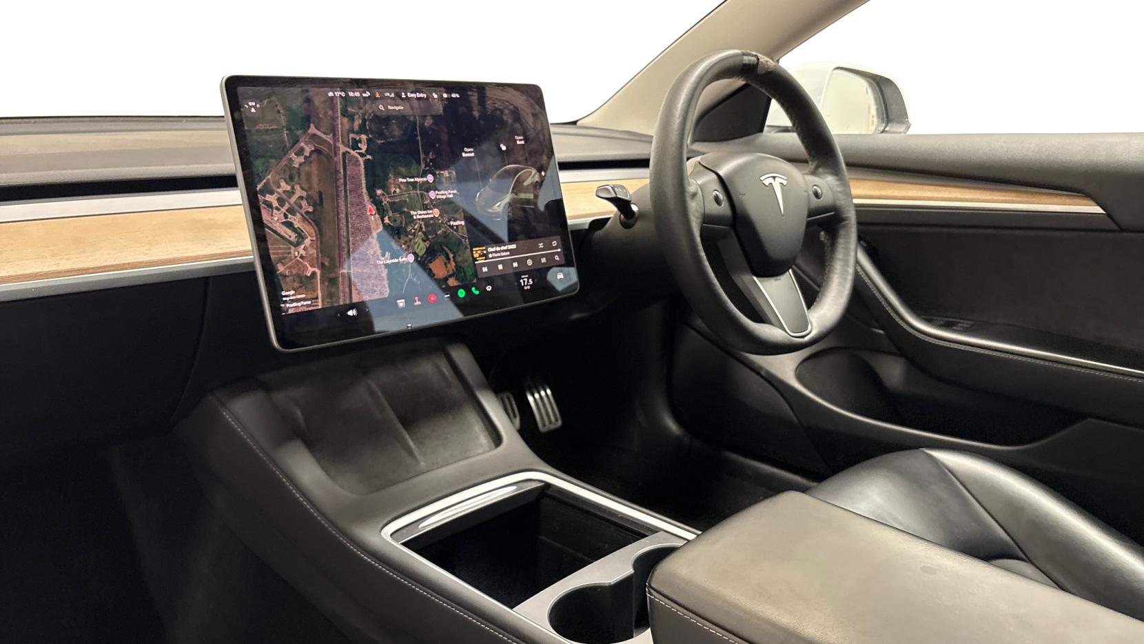 Tesla Model 3 Standard Range Plus Saloon 4dr Electric Auto RWD (241 bhp)