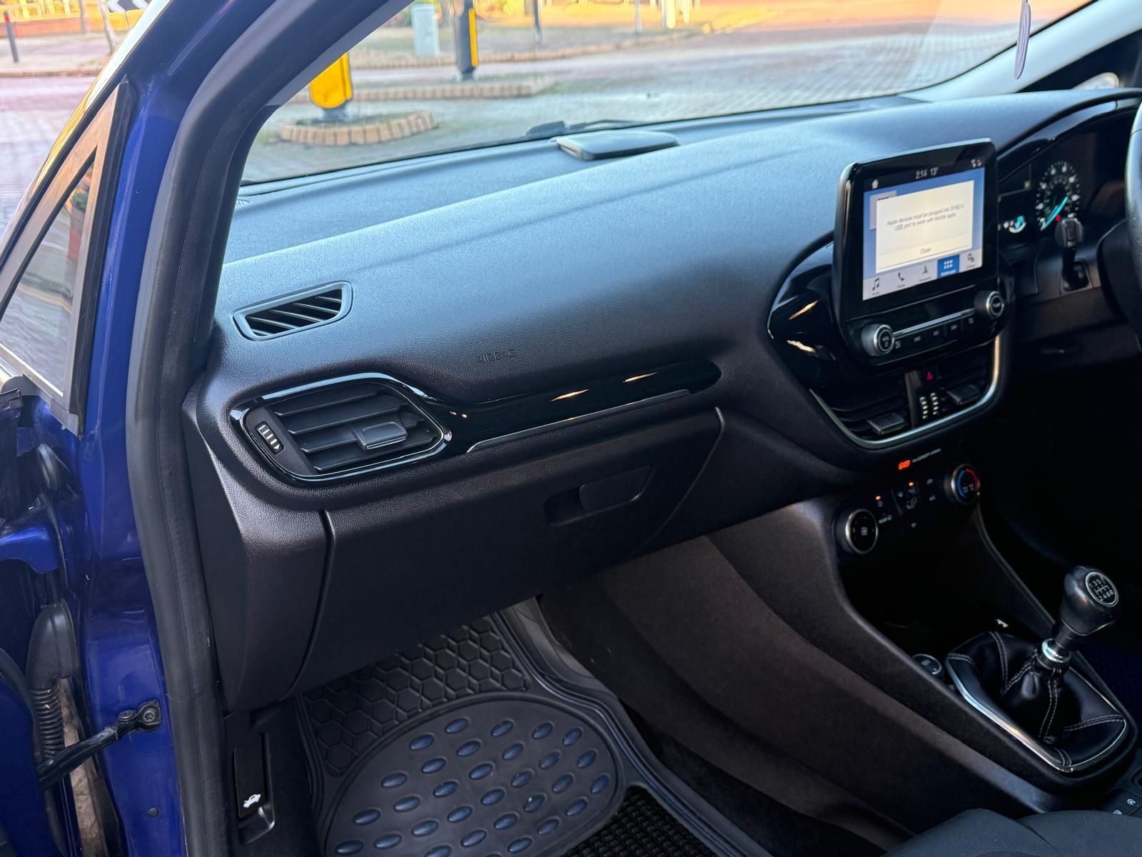 Ford Fiesta 1.0T EcoBoost Zetec Hatchback 5dr Petrol Manual Euro 6 (s/s) (100 ps)