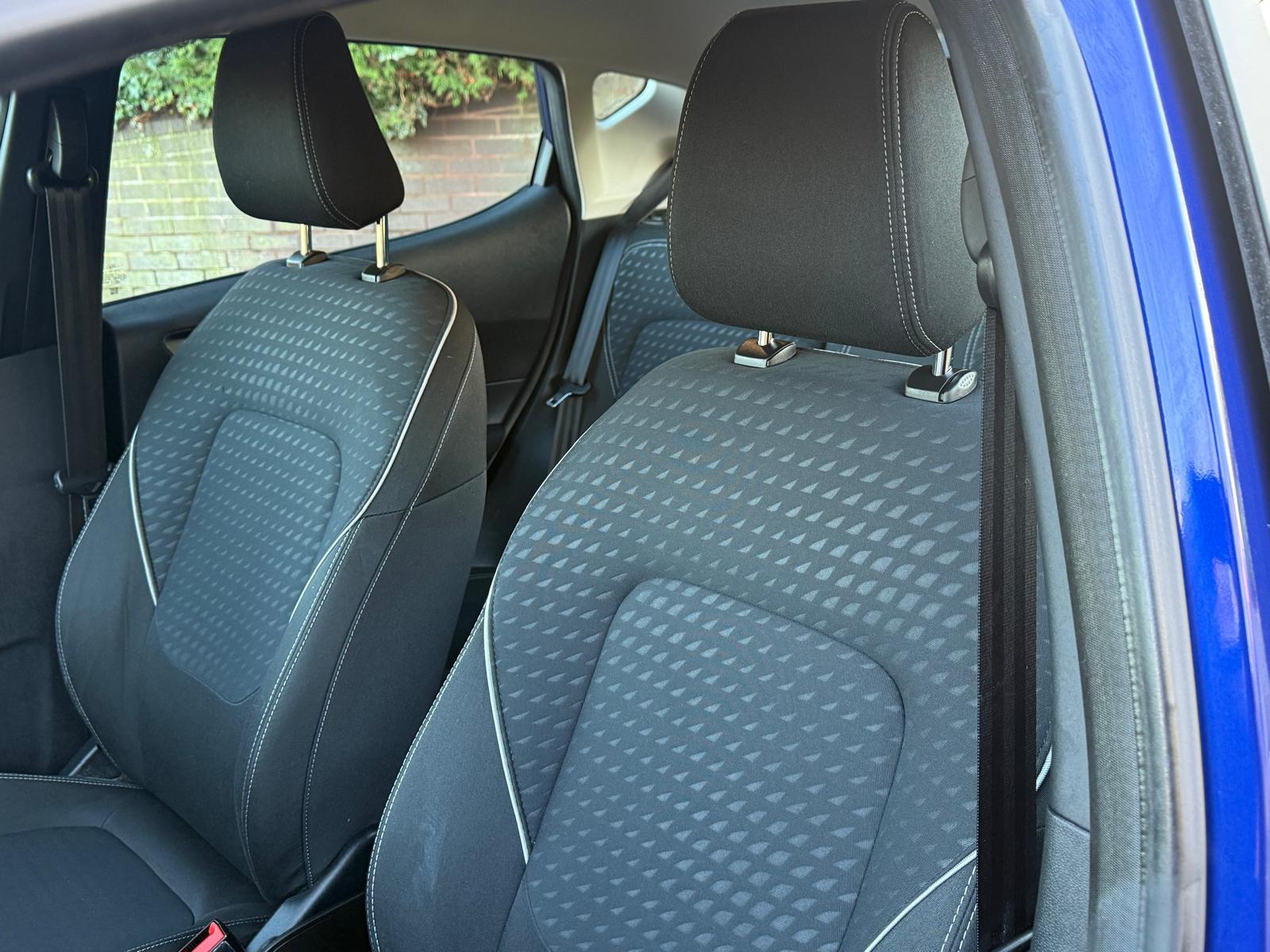 Ford Fiesta 1.0T EcoBoost Zetec Hatchback 5dr Petrol Manual Euro 6 (s/s) (100 ps)