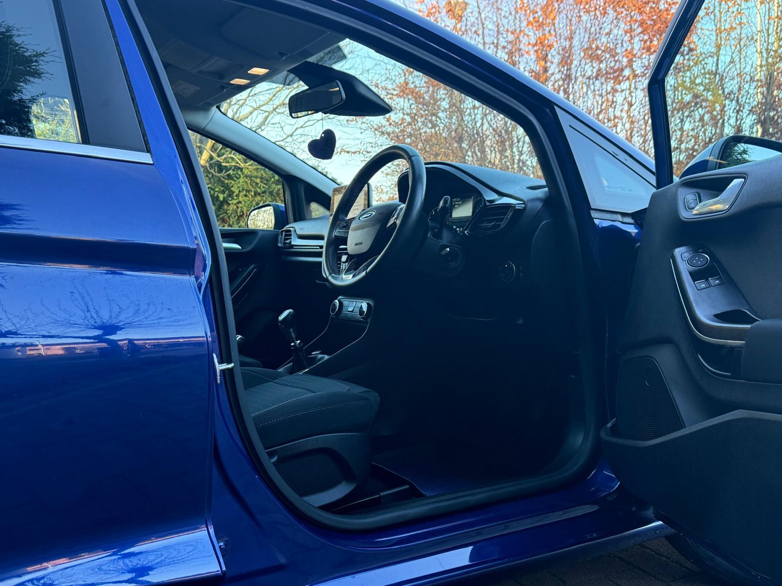 Ford Fiesta 1.0T EcoBoost Zetec Hatchback 5dr Petrol Manual Euro 6 (s/s) (100 ps)