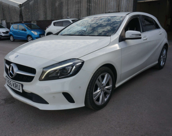 Mercedes-Benz A Class 2.1 A200d Sport (Premium) Hatchback 5dr Diesel 7G-DCT Euro 6 (s/s) (136 ps)