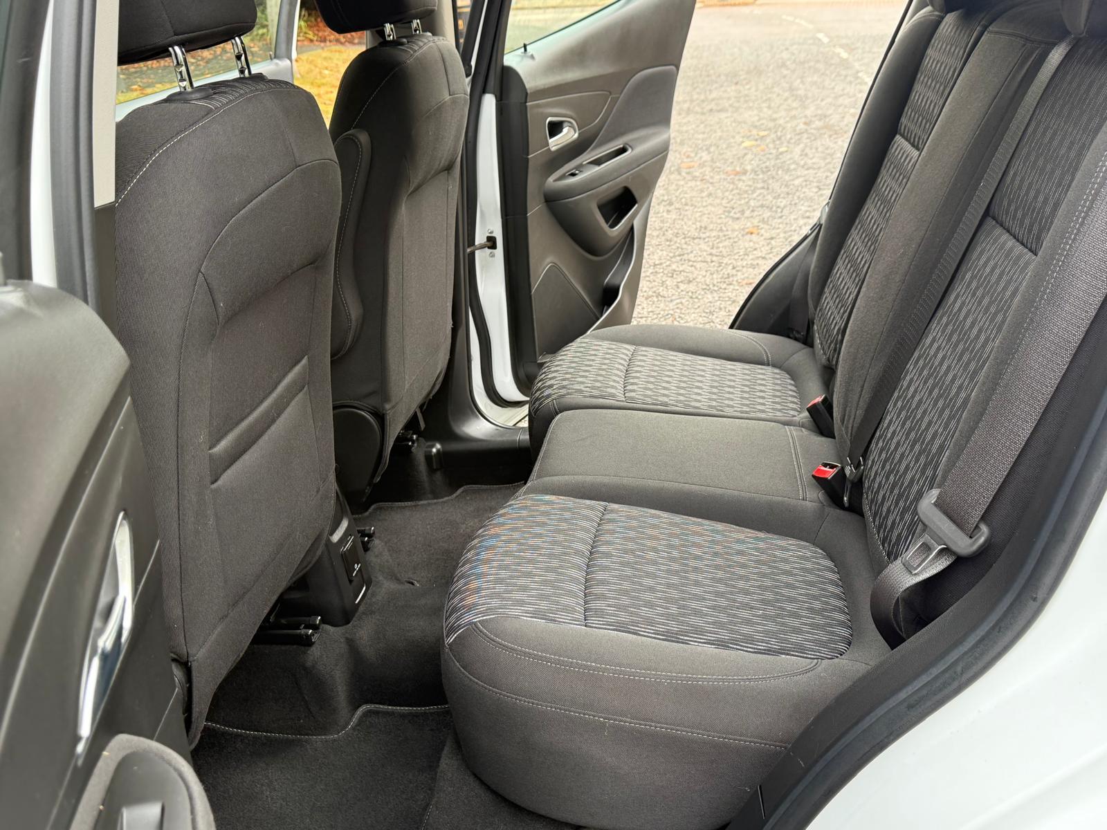 Vauxhall Mokka 1.4i Turbo Exclusiv SUV 5dr Petrol Manual 2WD Euro 6 (s/s) (140 ps)