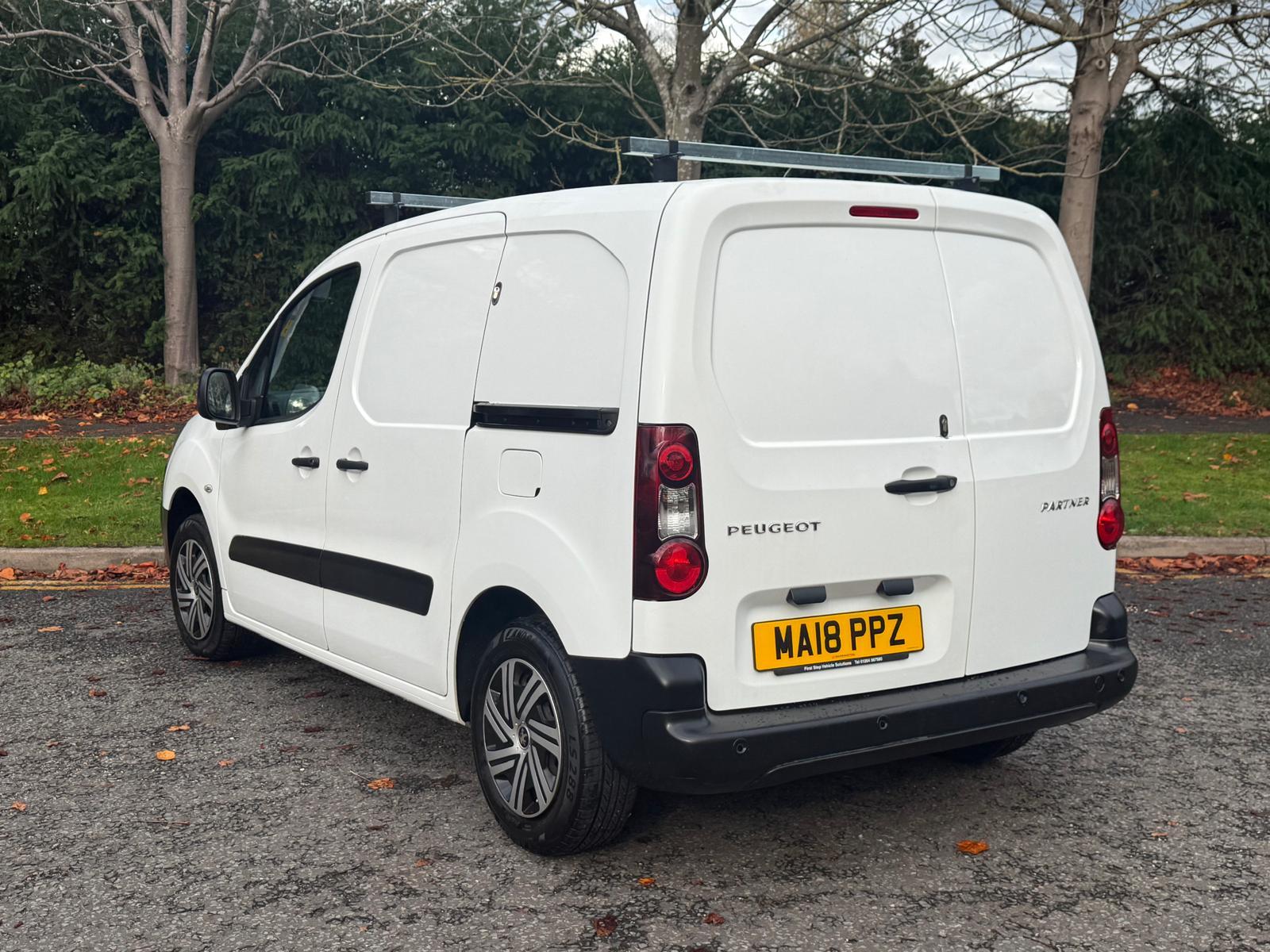 Peugeot Partner 1.6 BlueHDi 651 Professional Panel Van 5dr Diesel Manual L1 (112 g/km, 73.97 bhp)
