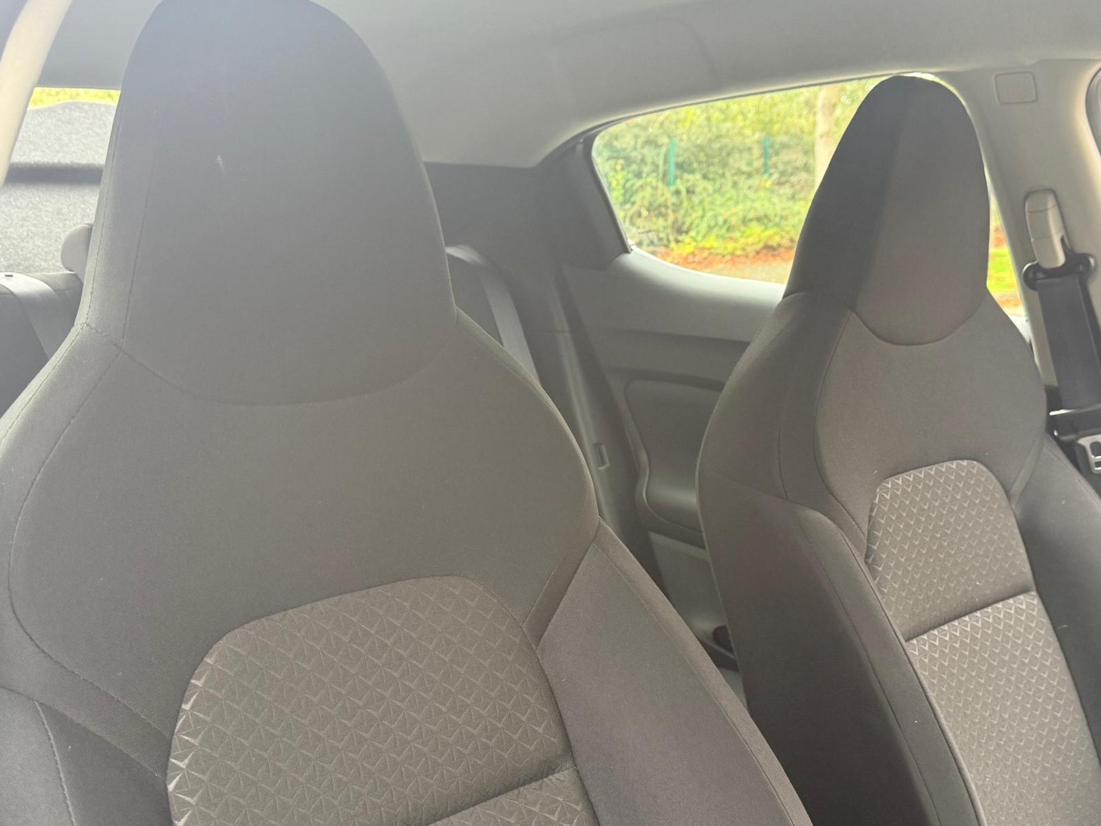 Nissan Juke 1.0 DIG-T Acenta SUV 5dr Petrol Manual Euro 6 (s/s) (114 ps)