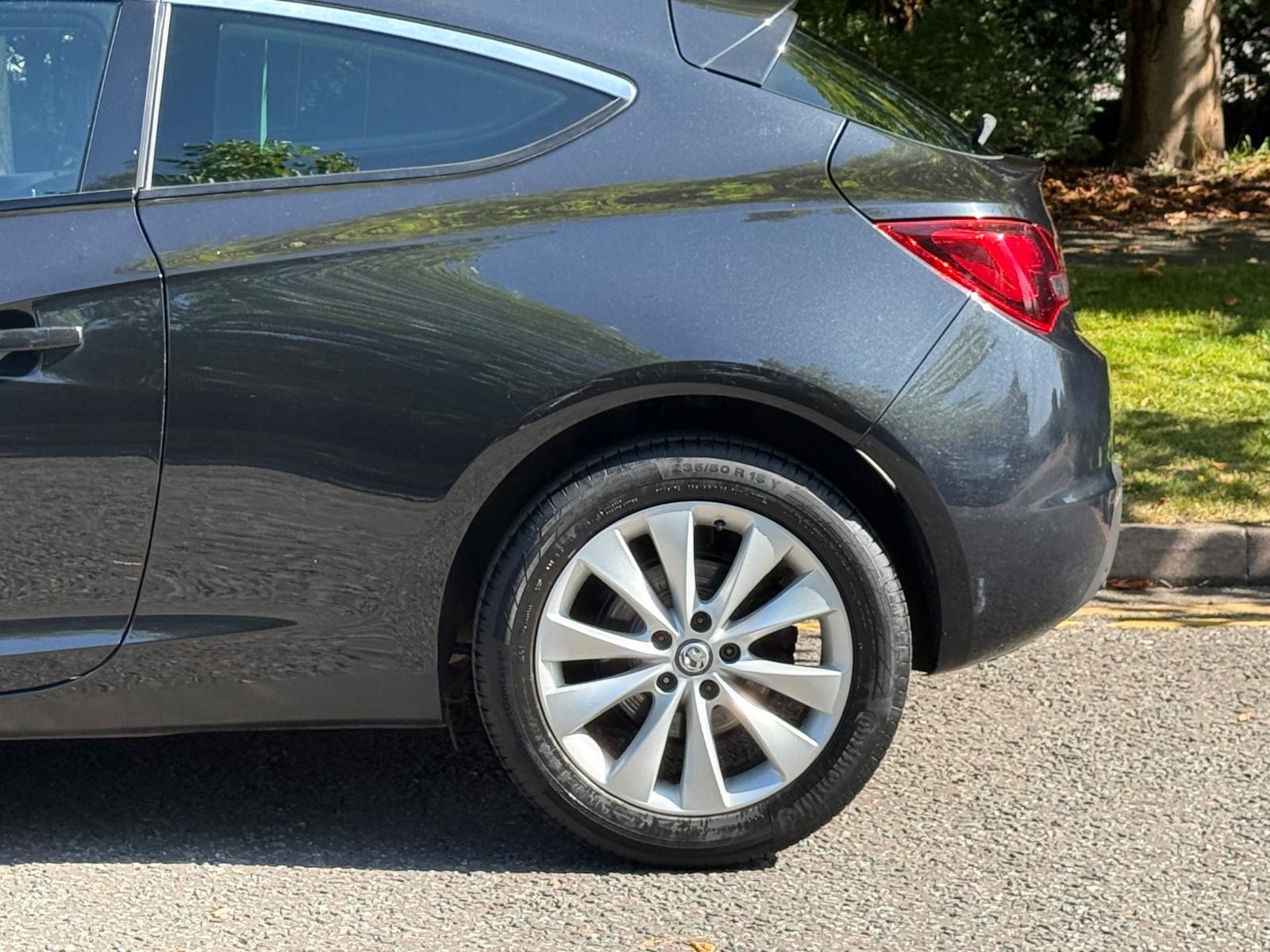 Vauxhall Astra GTC 1.7 CDTi ecoFLEX 109g SRi Coupe 3dr Diesel Manual Euro 5 (s/s) (110 ps)